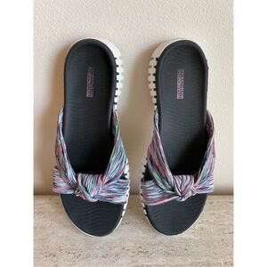 Skechers Yoga Mat Flip Flops Criss Cross
